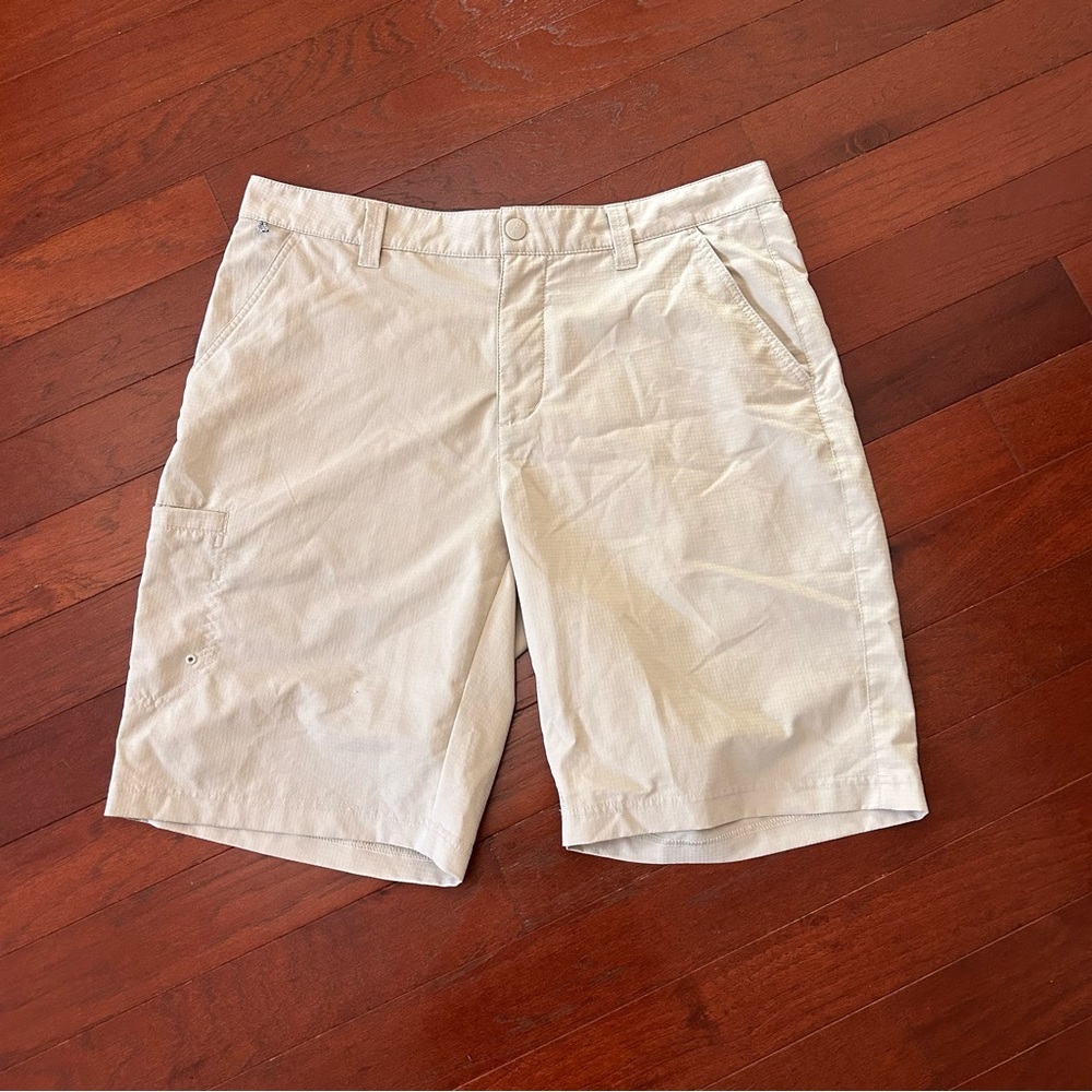 Columbia PFG Cargo Shorts Men’s Size 34 Beige 10” Inseam Fishing Performance